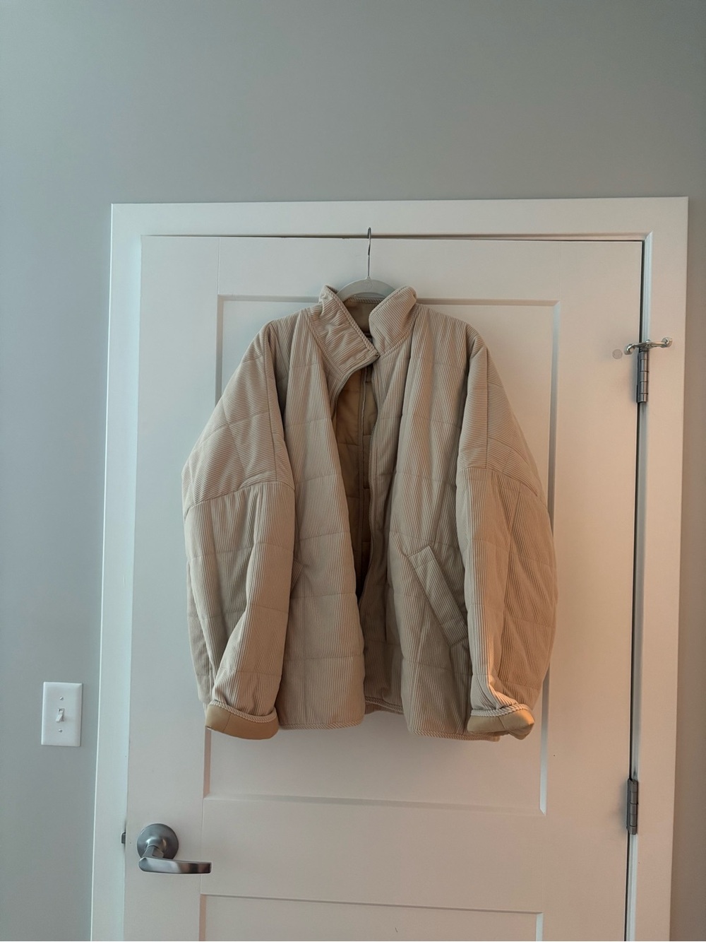 Quilted Puffer Jacket in Beige